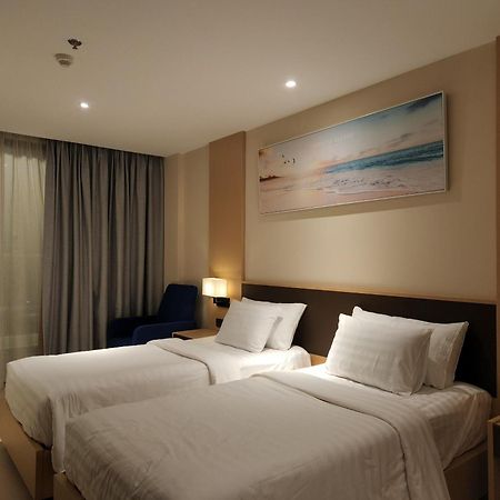 Bai Dai Resort Near Cam Ranh Airport Exteriör bild